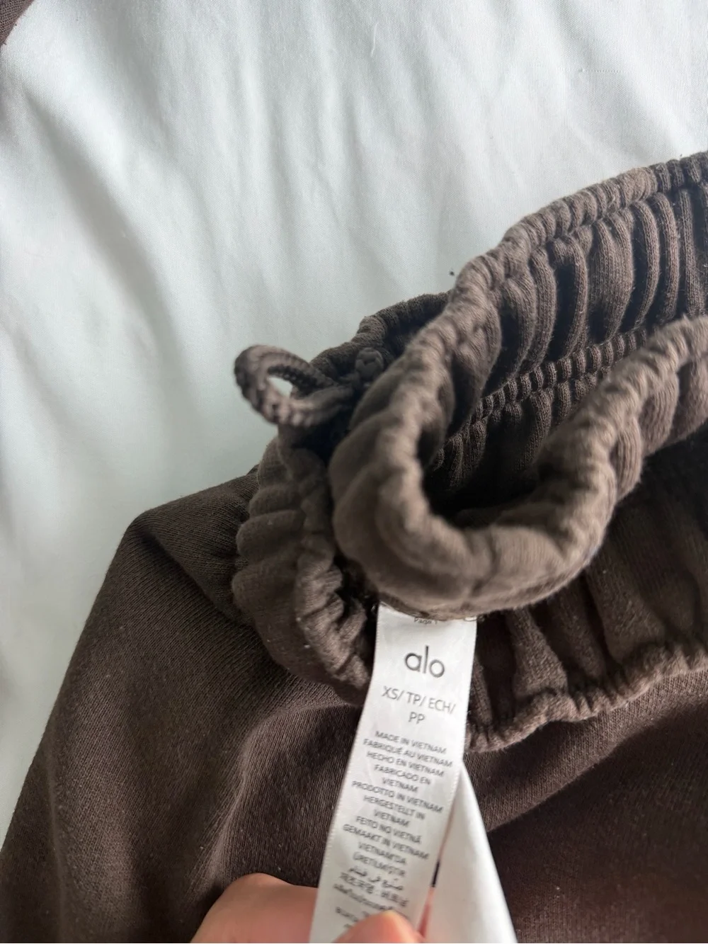 ALO Yoga Espresso Sweatset (xs)